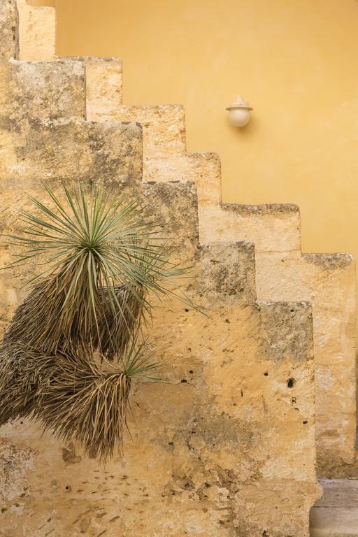 Palazzo Morisco Gagliano del Capo Exterior foto