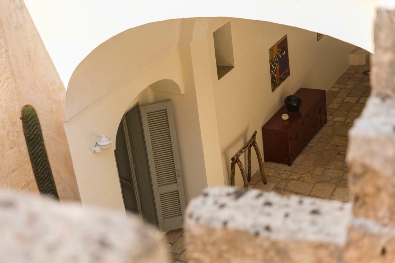 Palazzo Morisco Gagliano del Capo Exterior foto